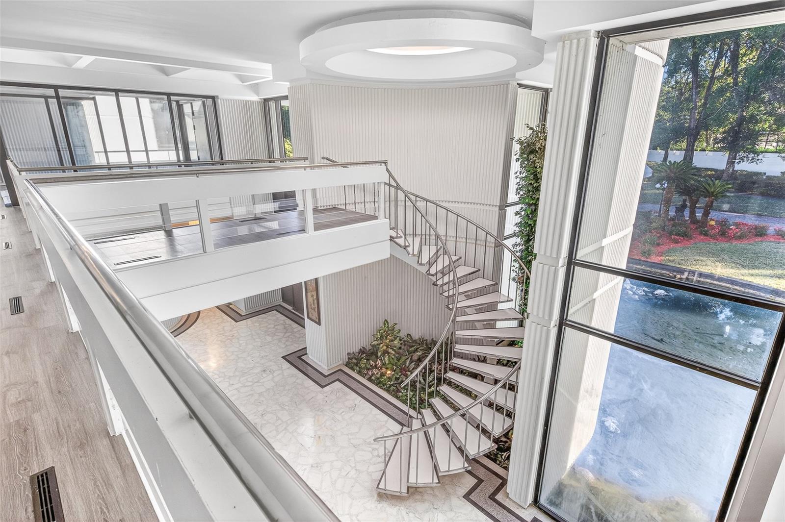 O6370385 Property Photo