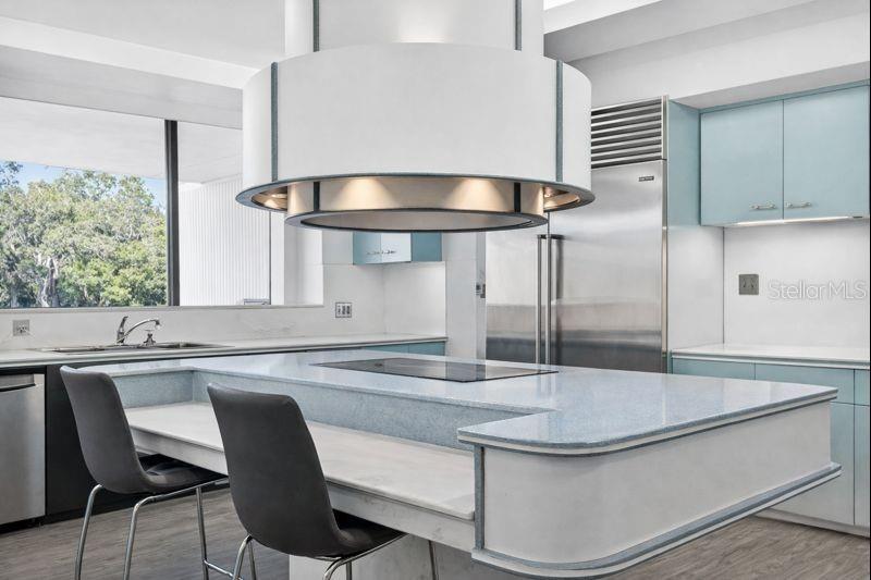 O6370385 Property Photo