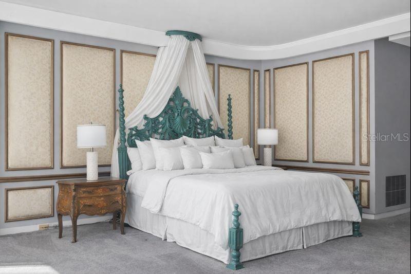 O6370385 Property Photo