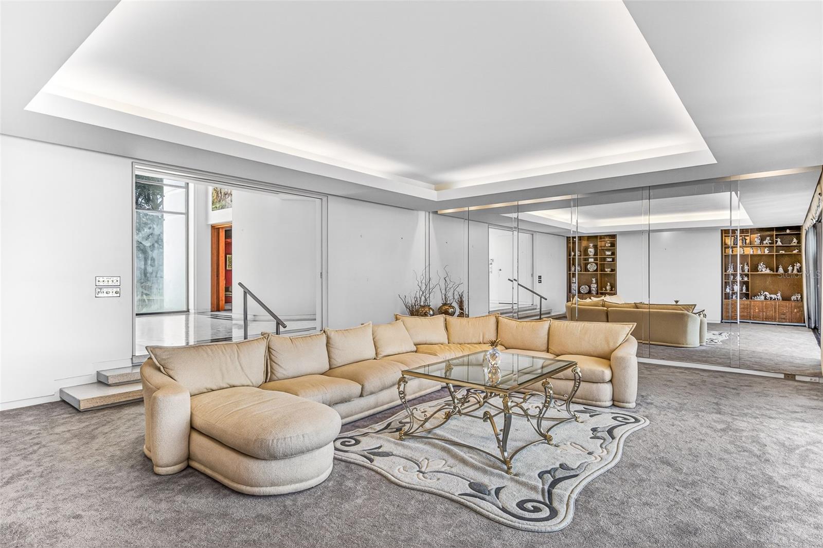 O6370385 Property Photo