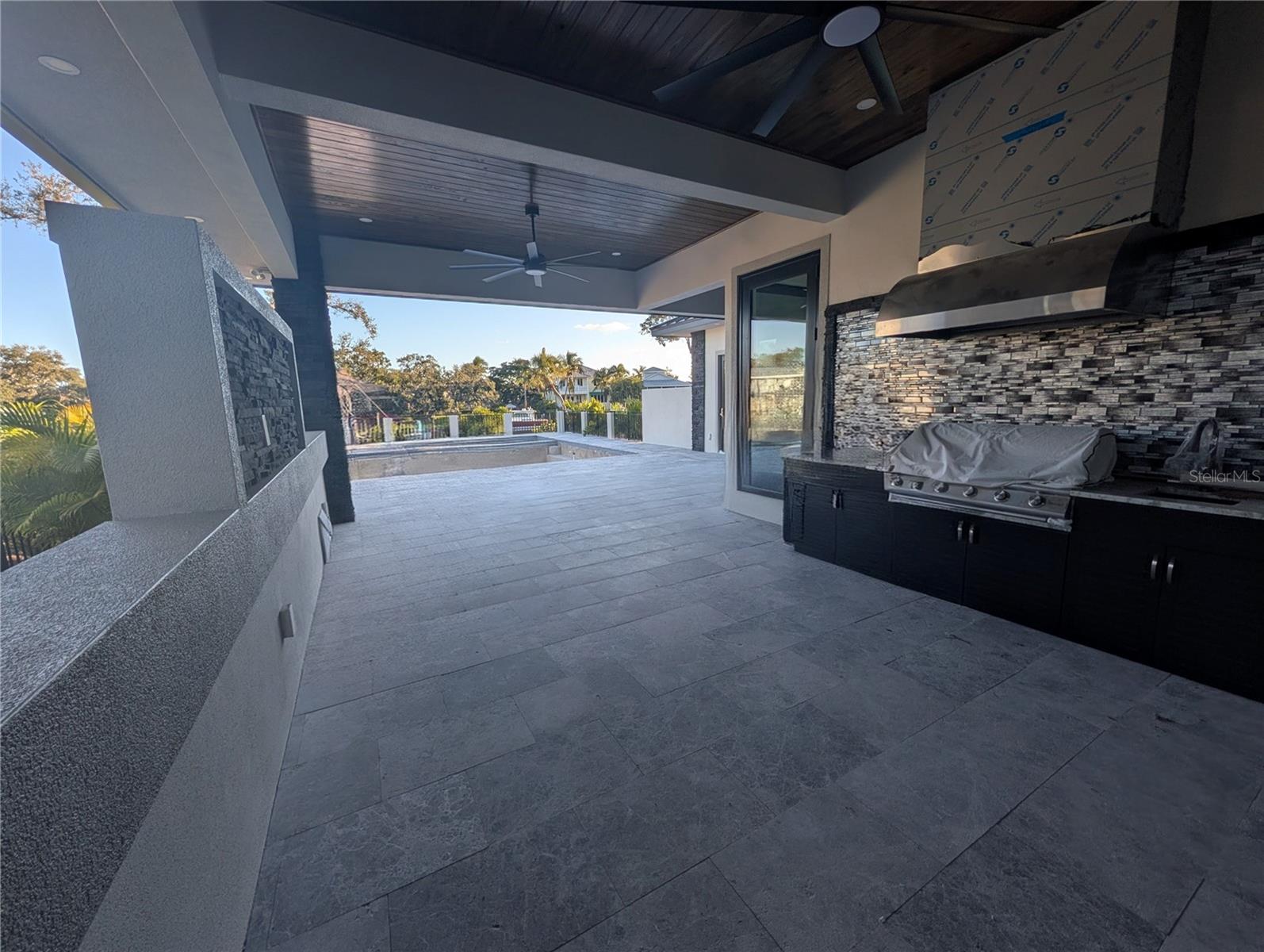 A4676628 Property Photo