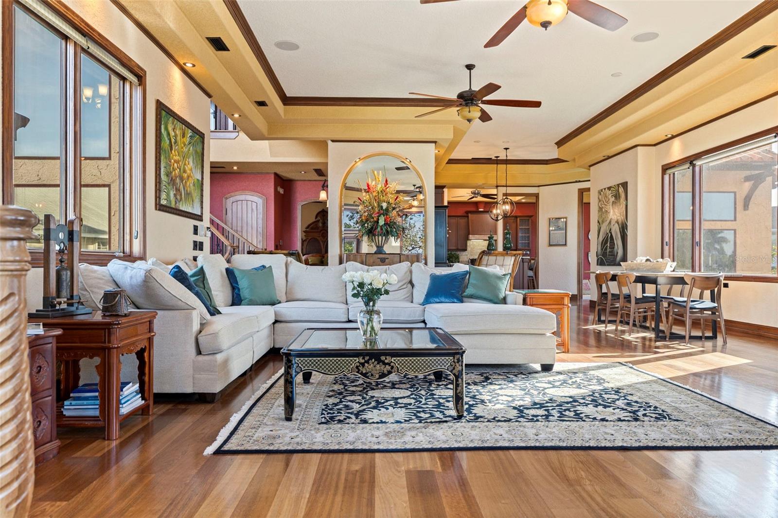 TB8460108 Property Photo