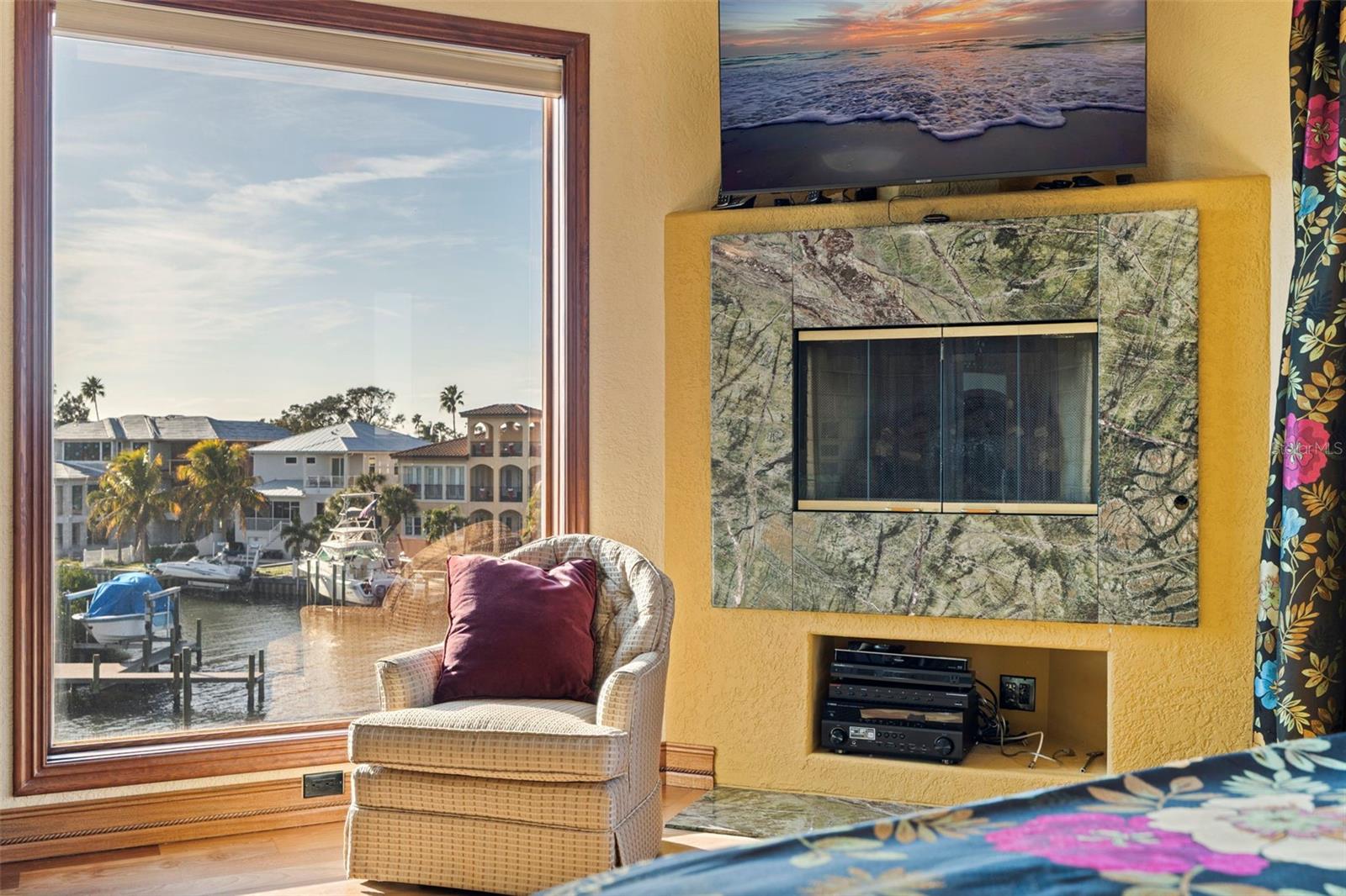 TB8460108 Property Photo