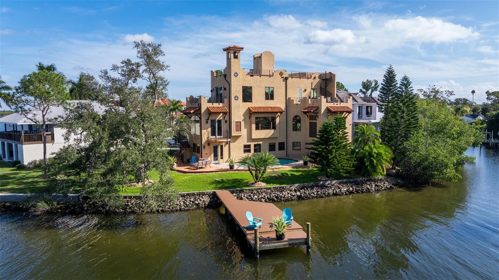 TB8460108 Property Photo