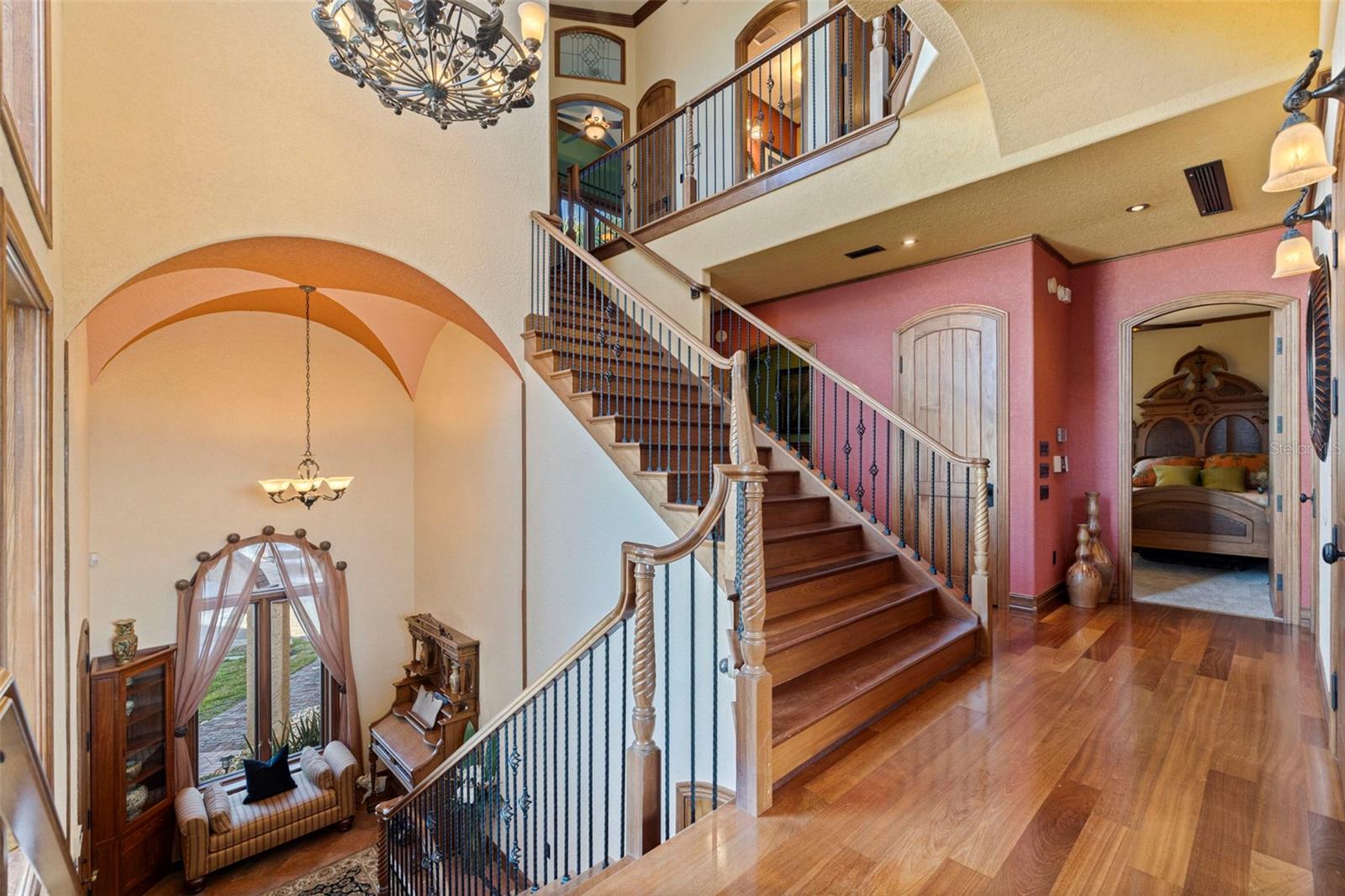 TB8460108 Property Photo