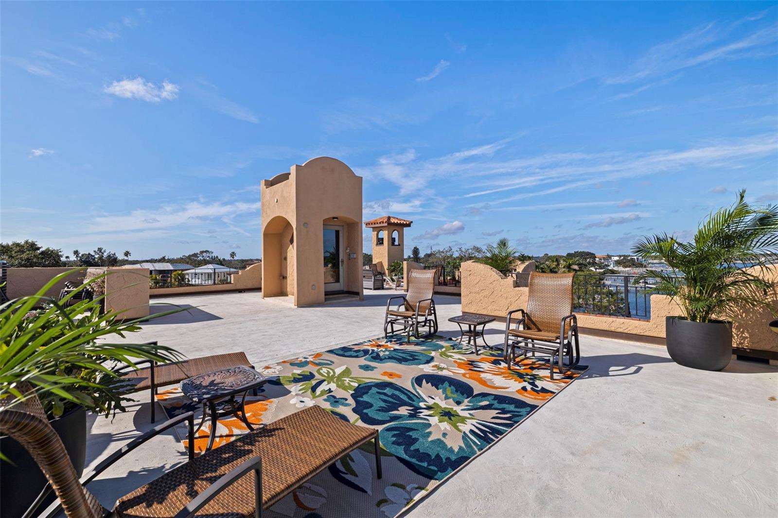 TB8460108 Property Photo