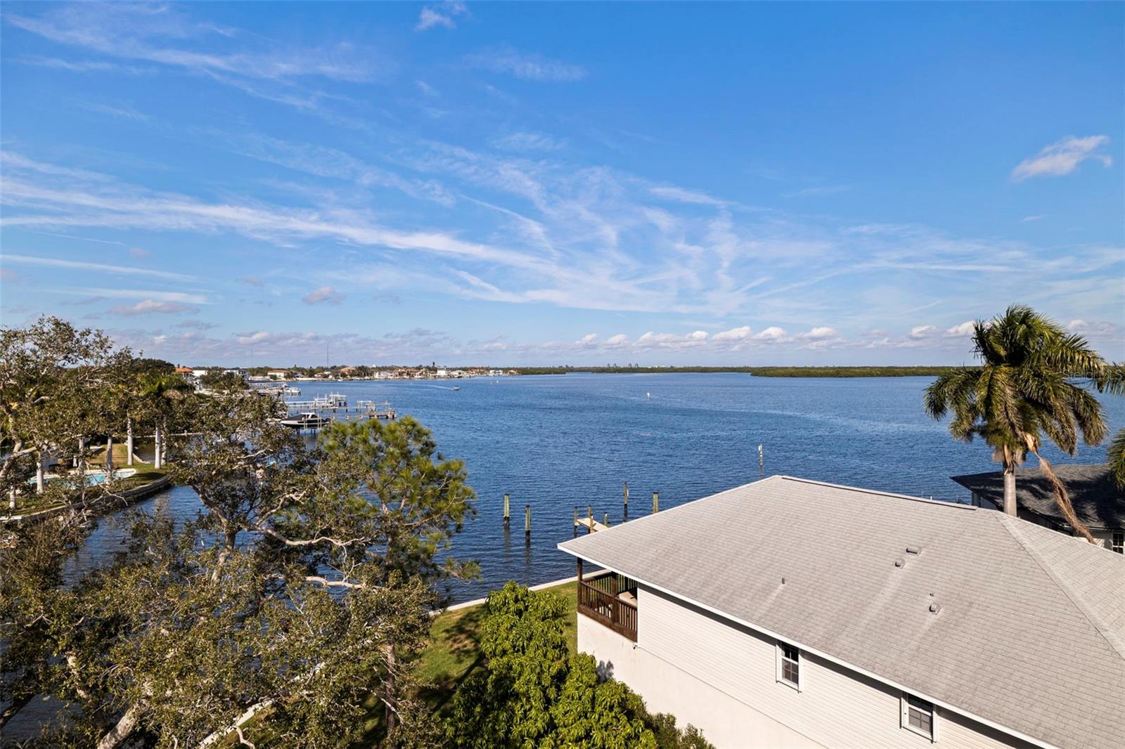 TB8460108 Property Photo