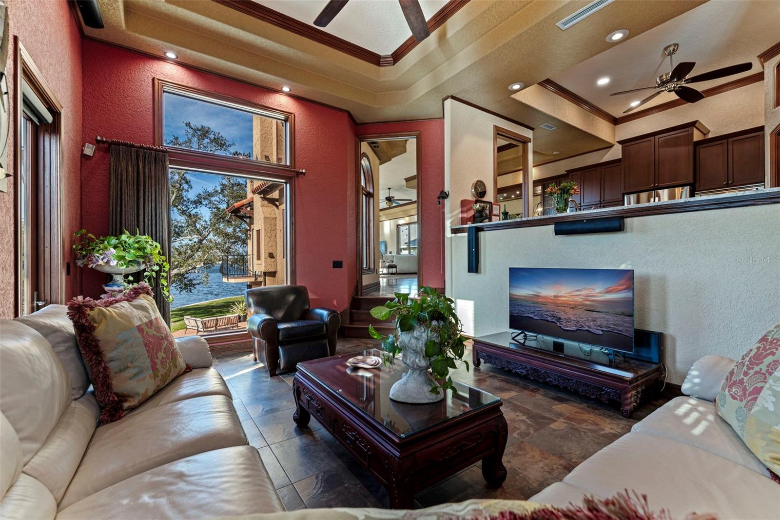 TB8460108 Property Photo