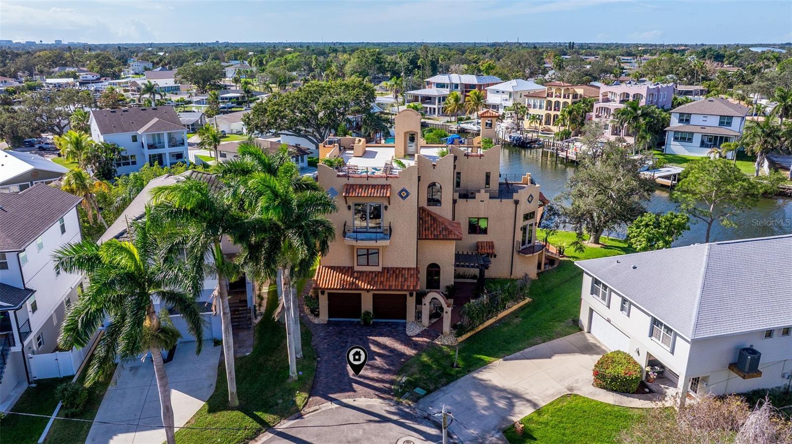 TB8460108 Property Photo