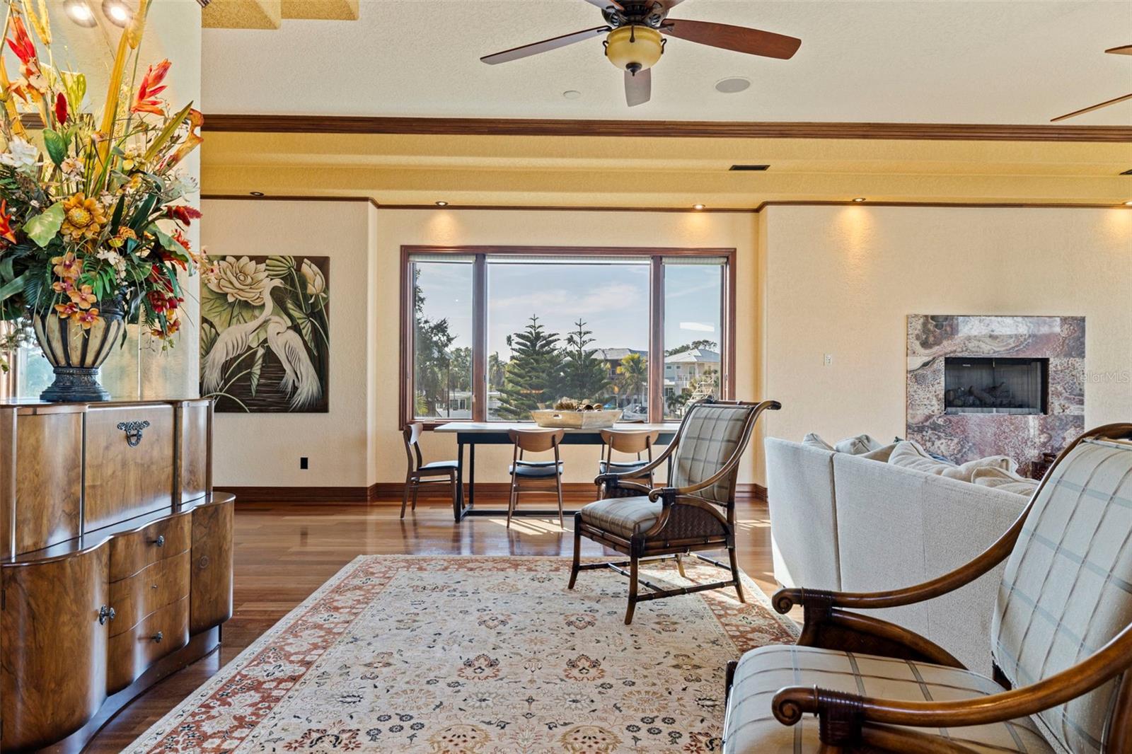 TB8460108 Property Photo