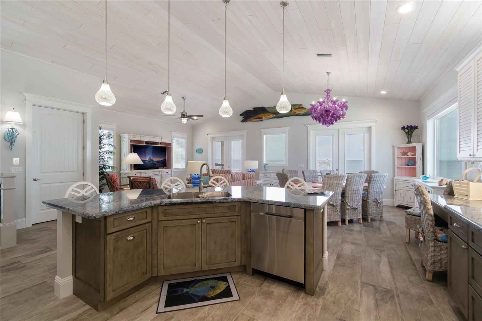 A4676640 Property Photo