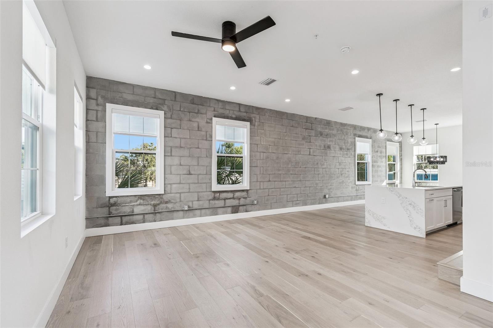 2724 5TH AVE S, ST PETERSBURG, FL, 33712