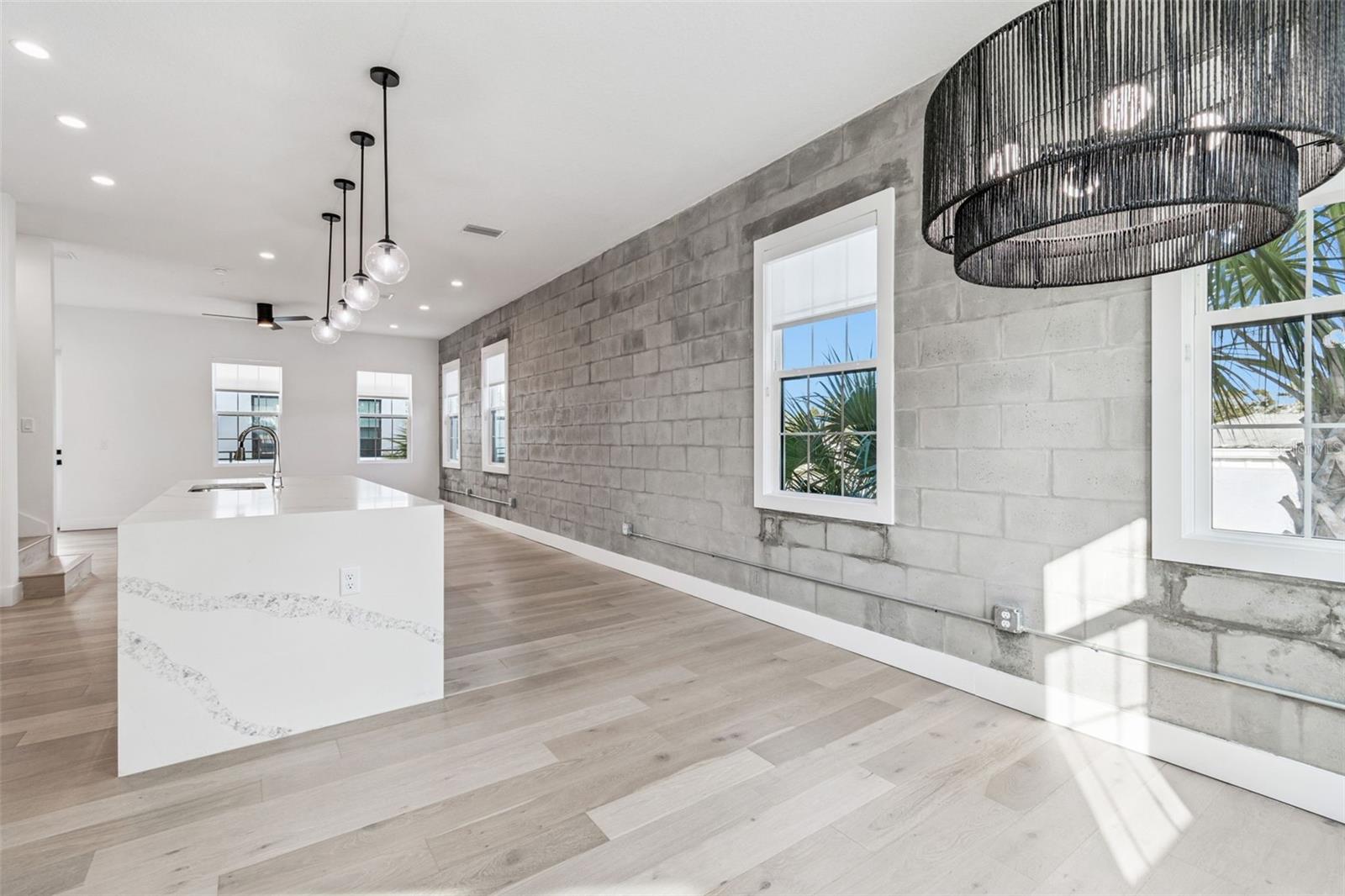 2724 5TH AVE S, ST PETERSBURG, FL, 33712