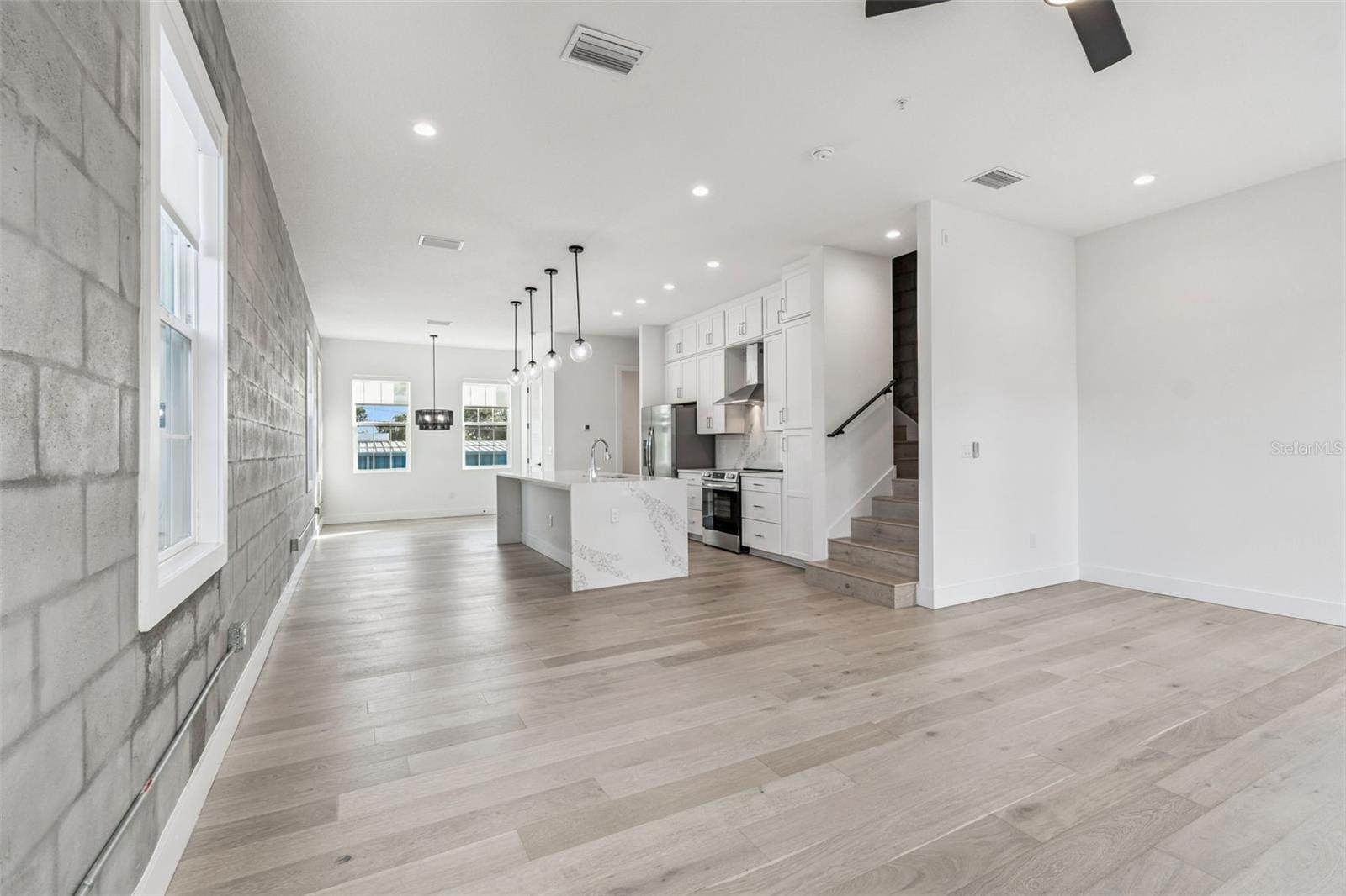 2724 5TH AVE S, ST PETERSBURG, FL, 33712