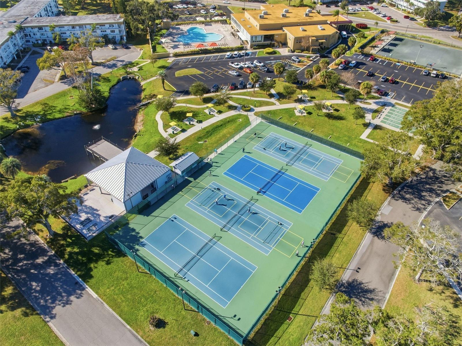 TB8460156 Property Photo