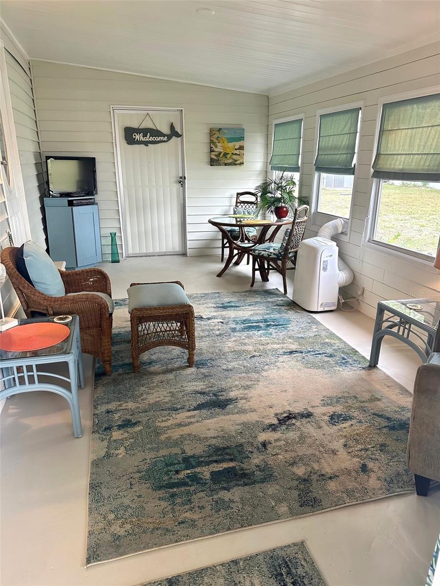 TB8460165 Property Photo