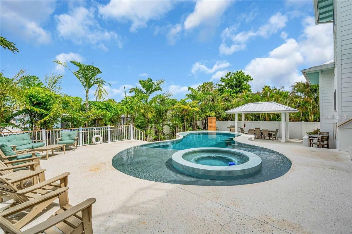 A4676647 Property Photo