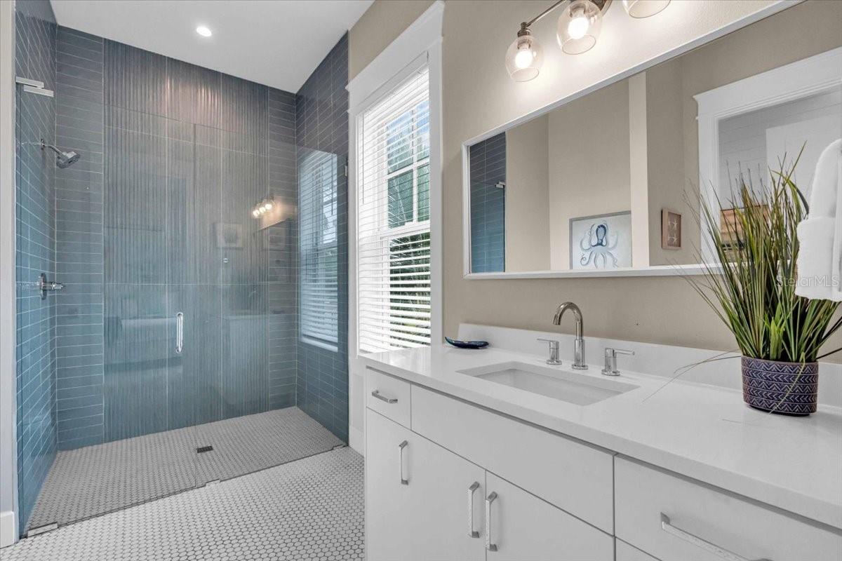 A4676647 Property Photo