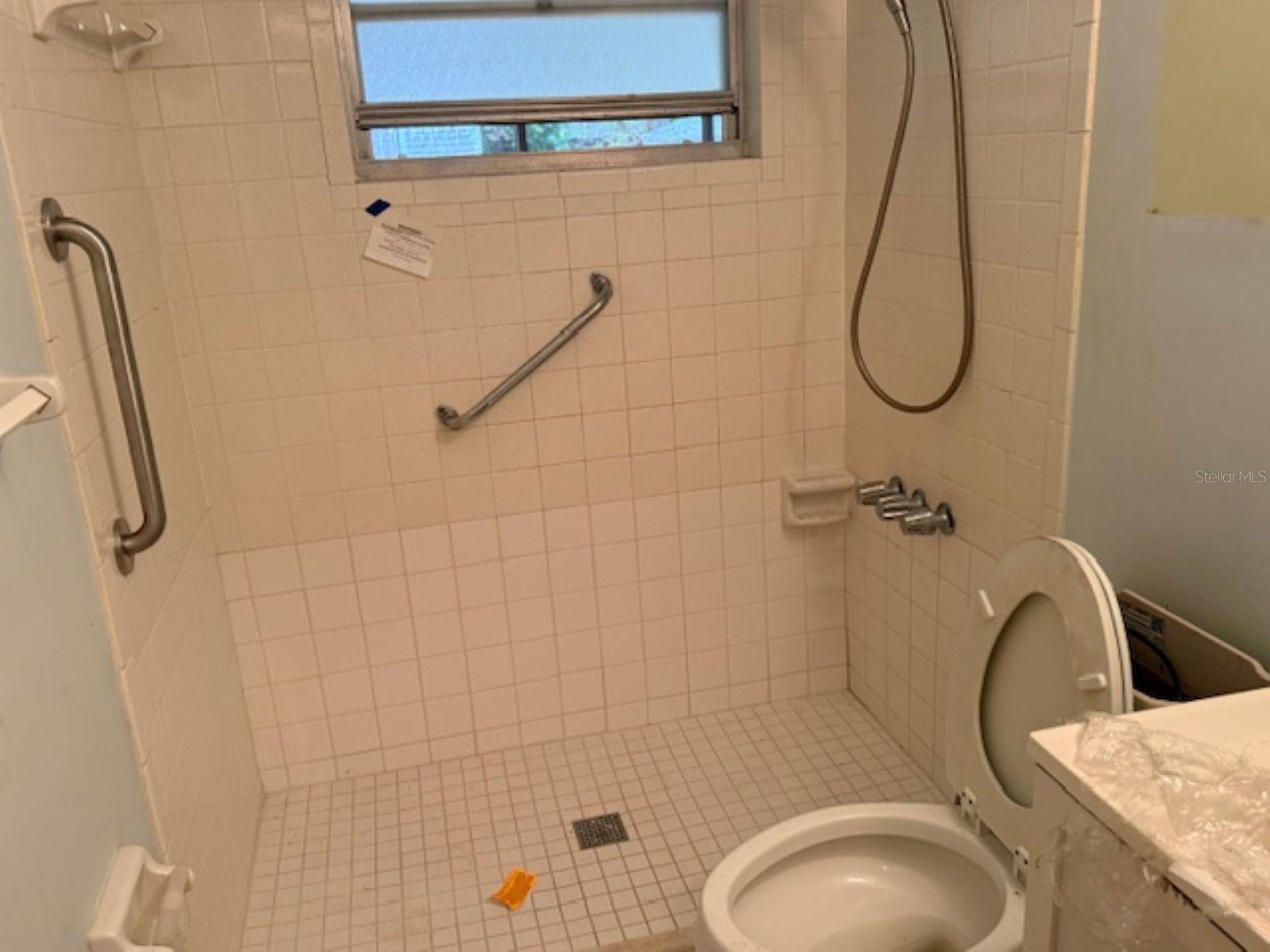 OM715881 Property Photo