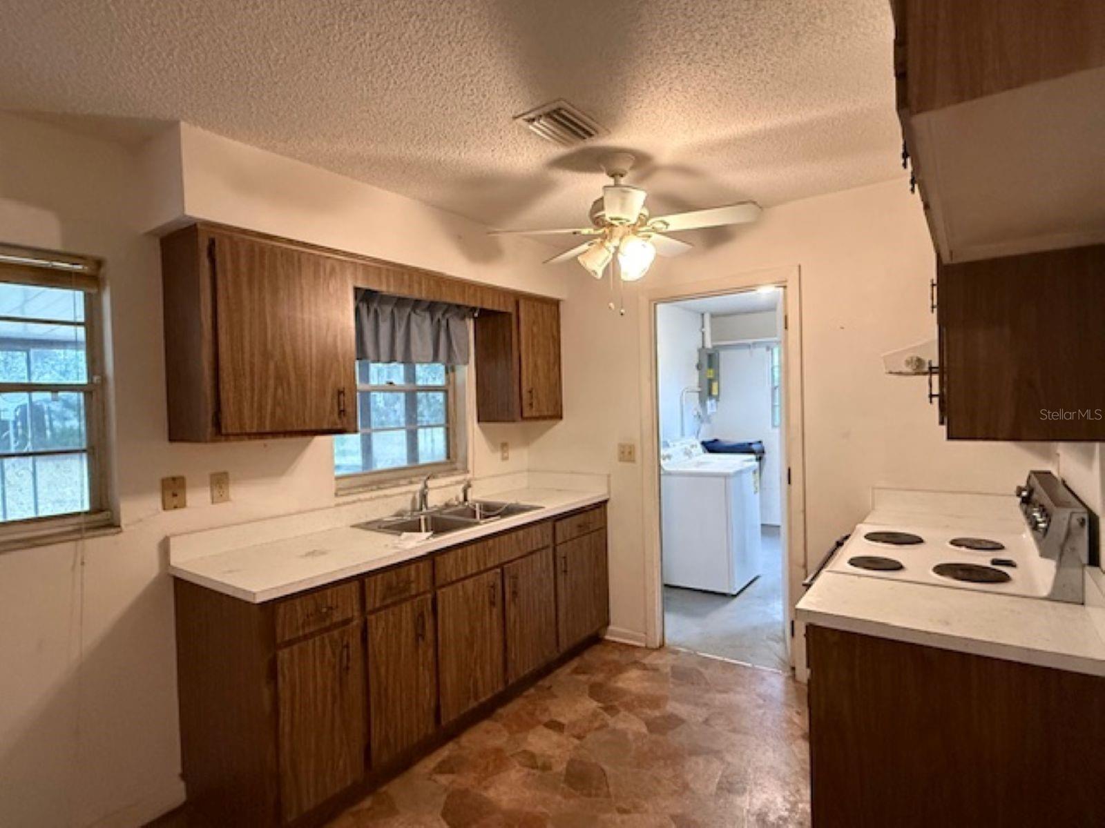 OM715881 Property Photo