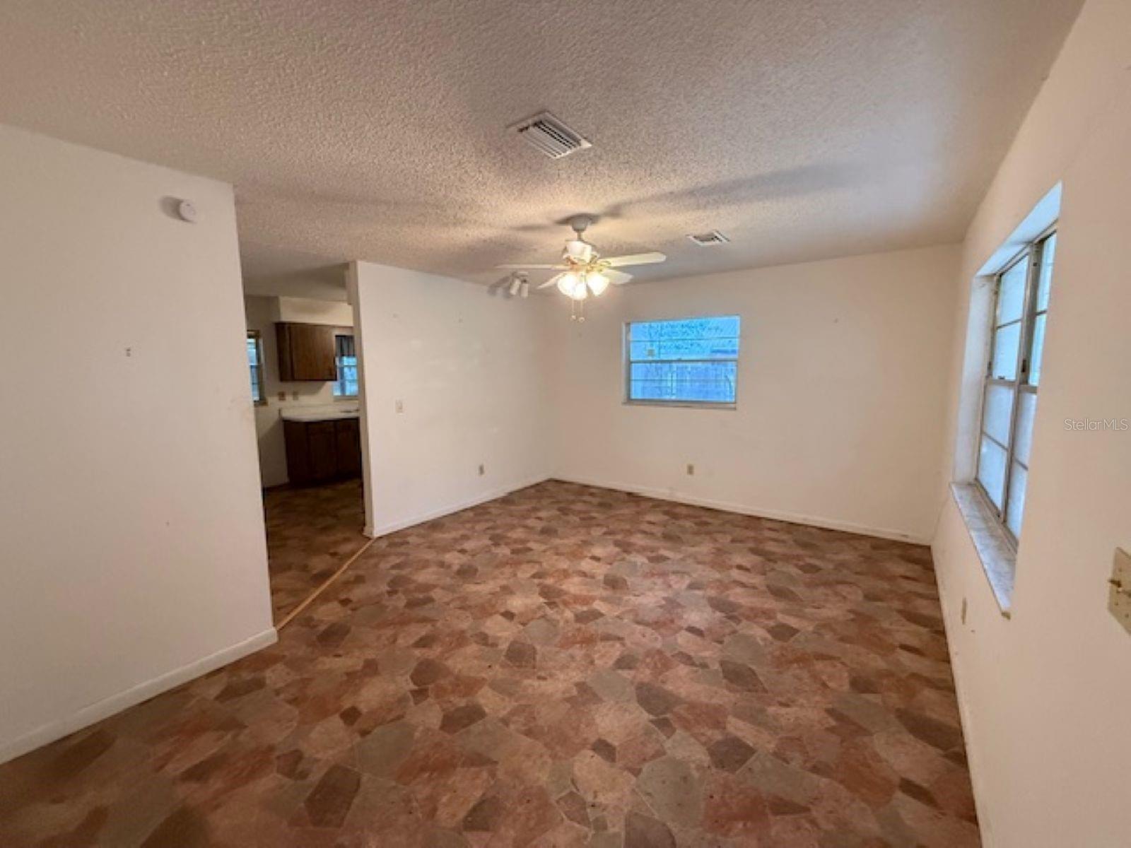 OM715881 Property Photo