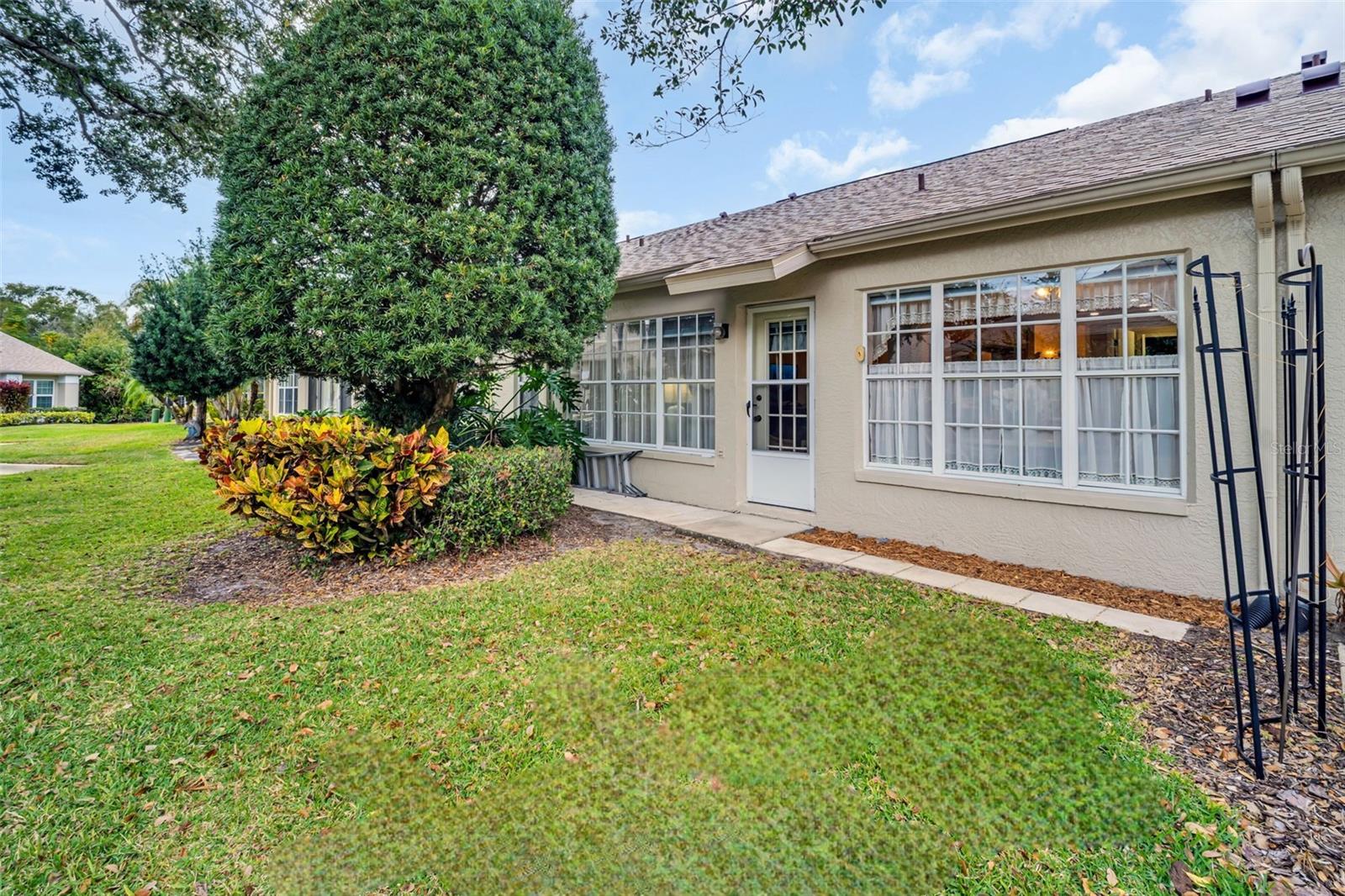 Plenty of backyard space to add an outdoor patio~