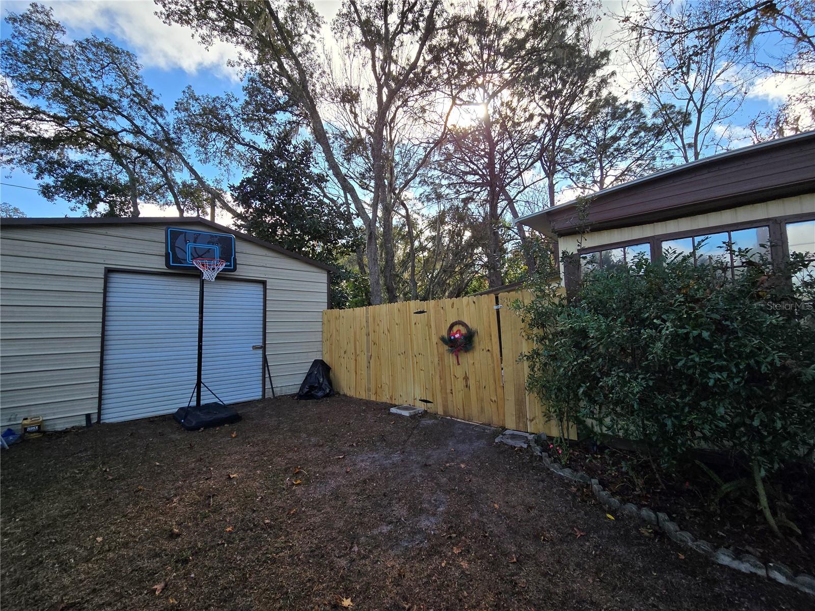 O6370486 Property Photo