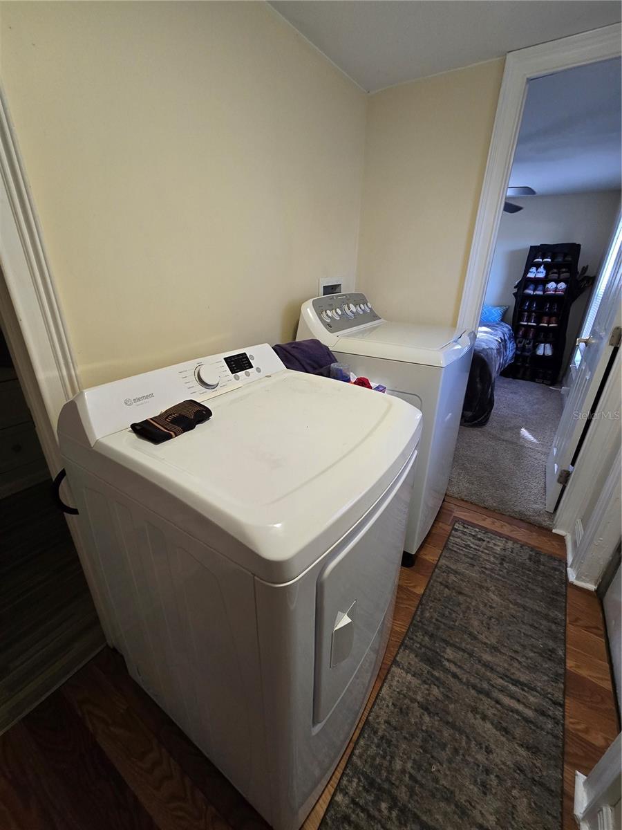 O6370486 Property Photo