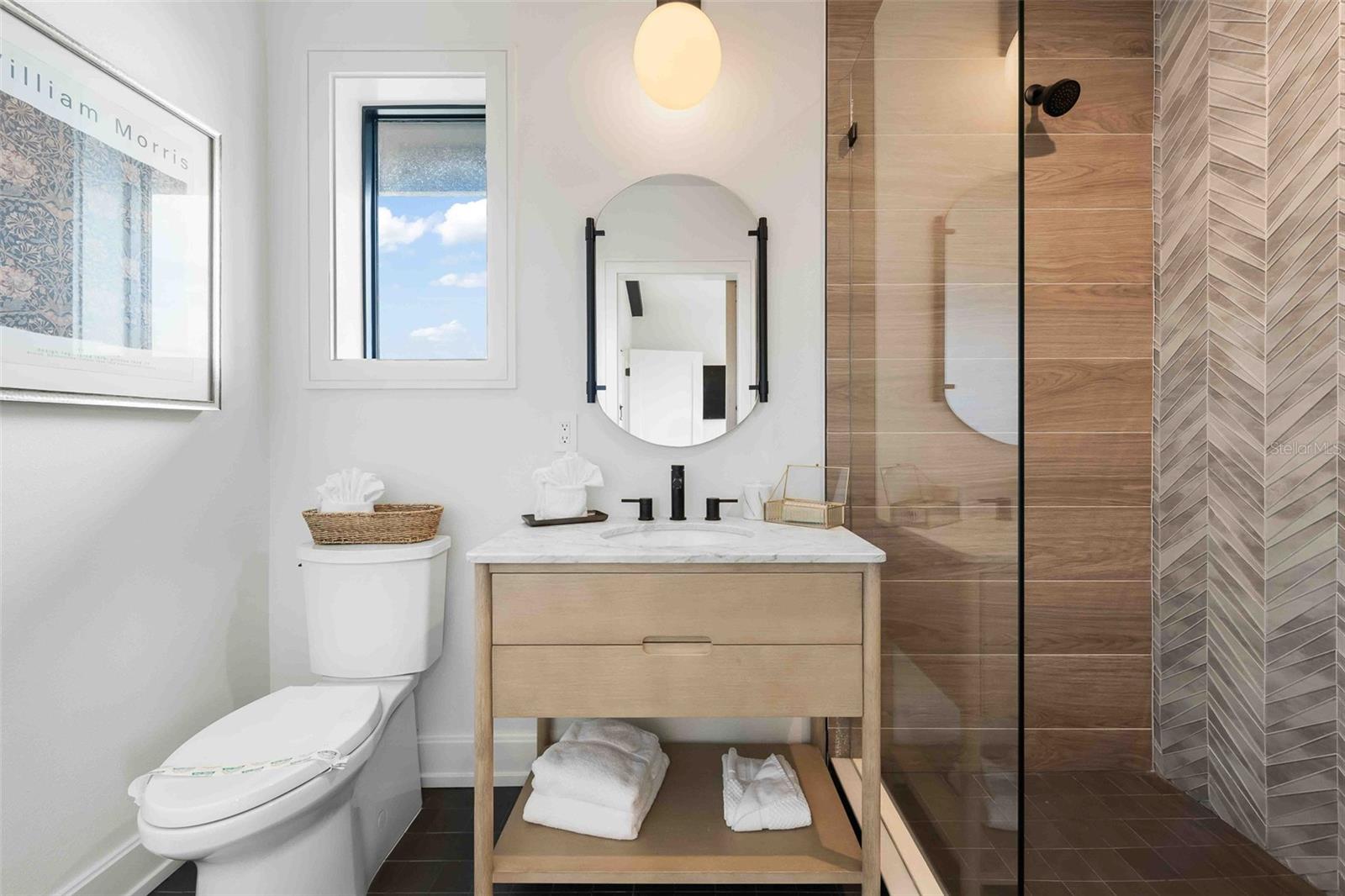 A4676665 Property Photo