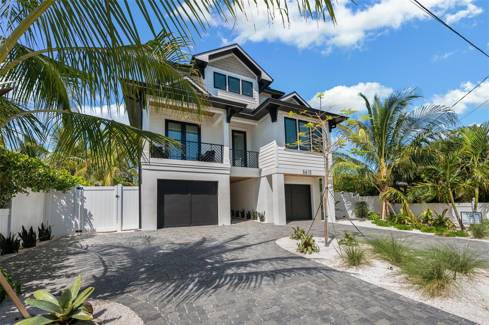 A4676665 Property Photo