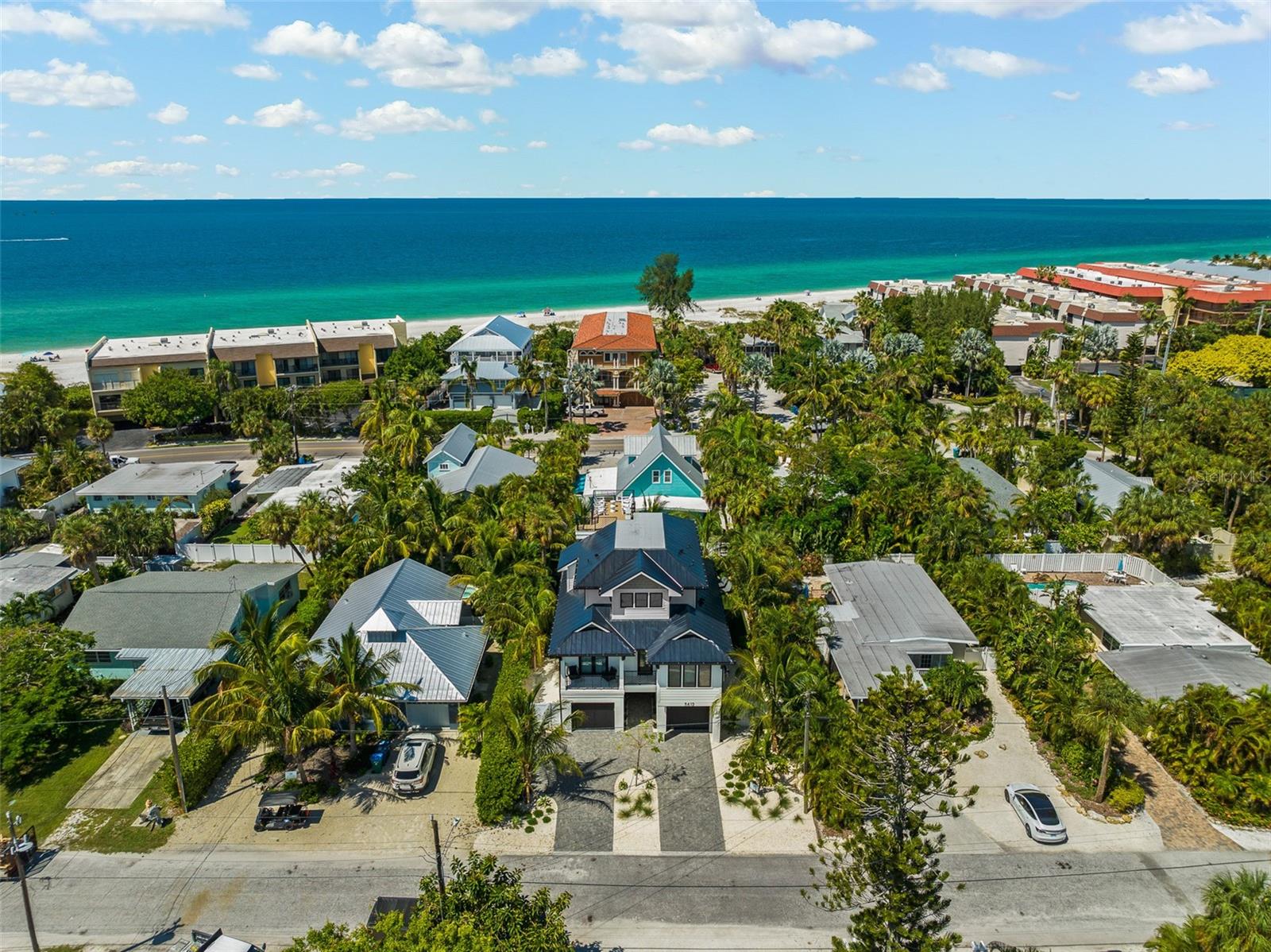 A4676665 Property Photo