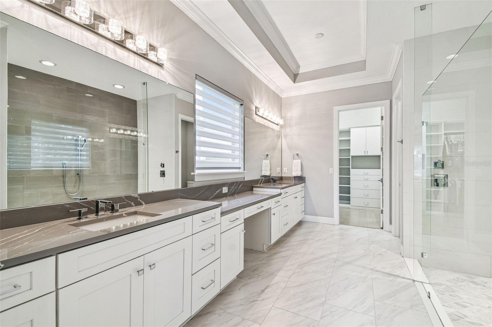 TB8460255 Property Photo