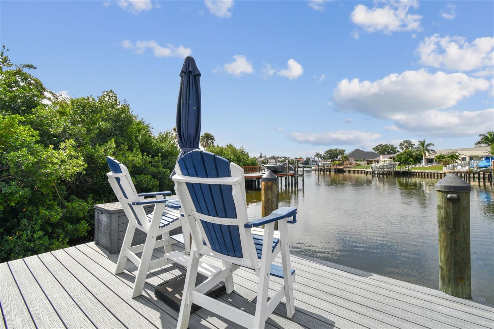 TB8460255 Property Photo