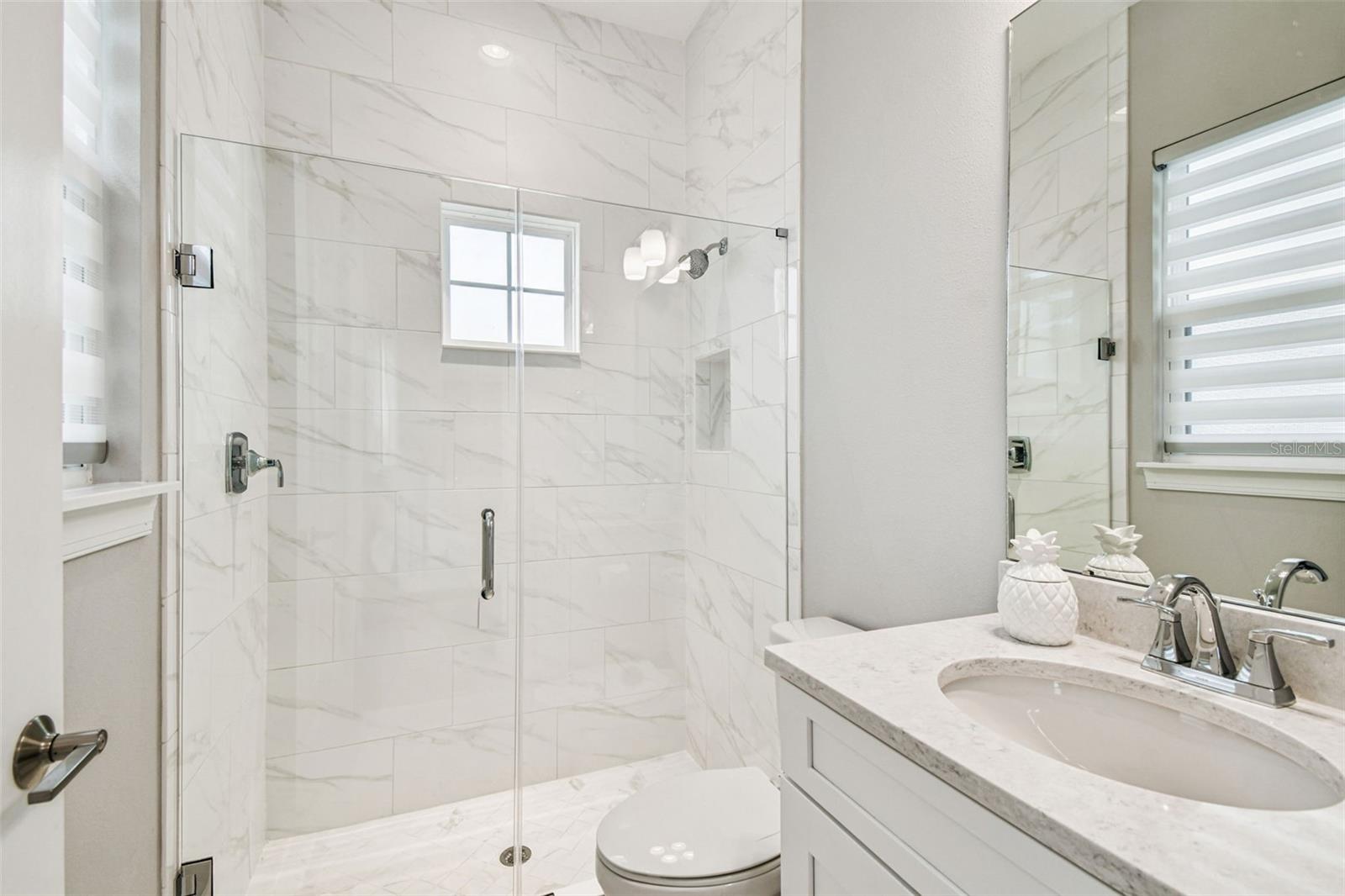 TB8460255 Property Photo