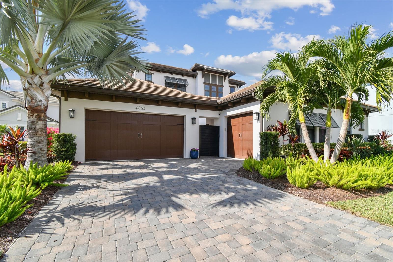 TB8460255 Property Photo