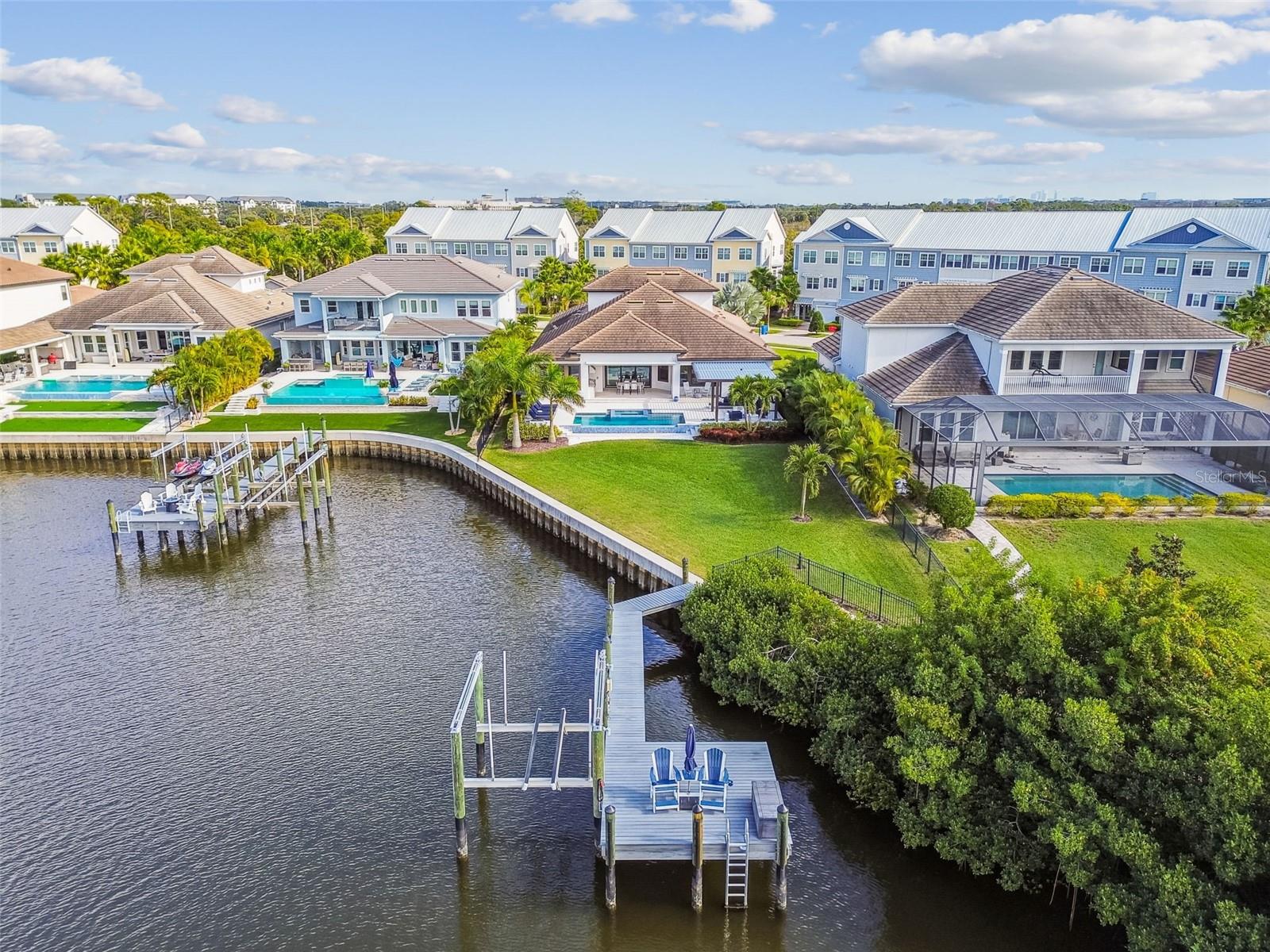 TB8460255 Property Photo