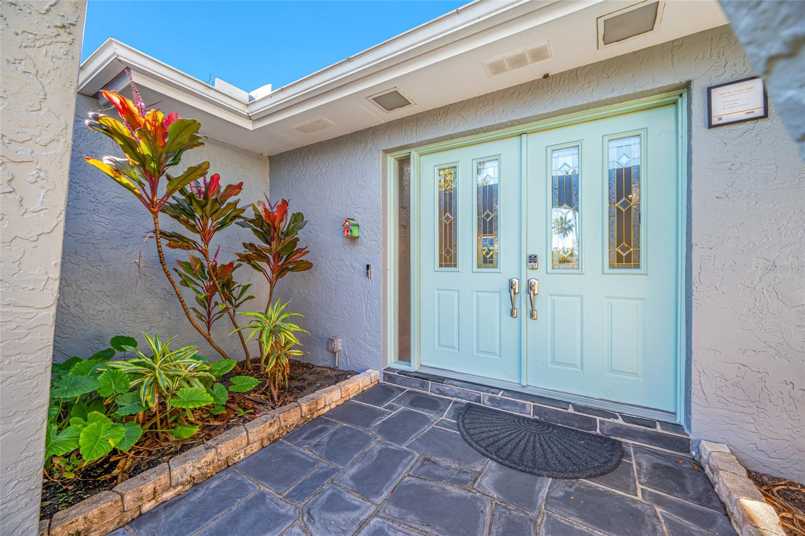 1862 DEL ROBLES DRIVE, CLEARWATER, Florida 33764 - ENTRY WAY