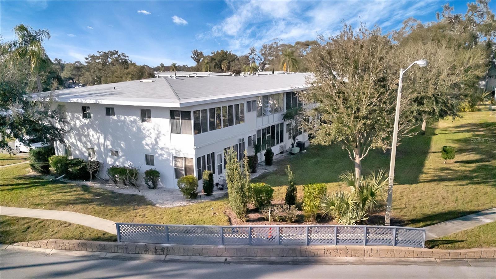 TB8460284 Property Photo