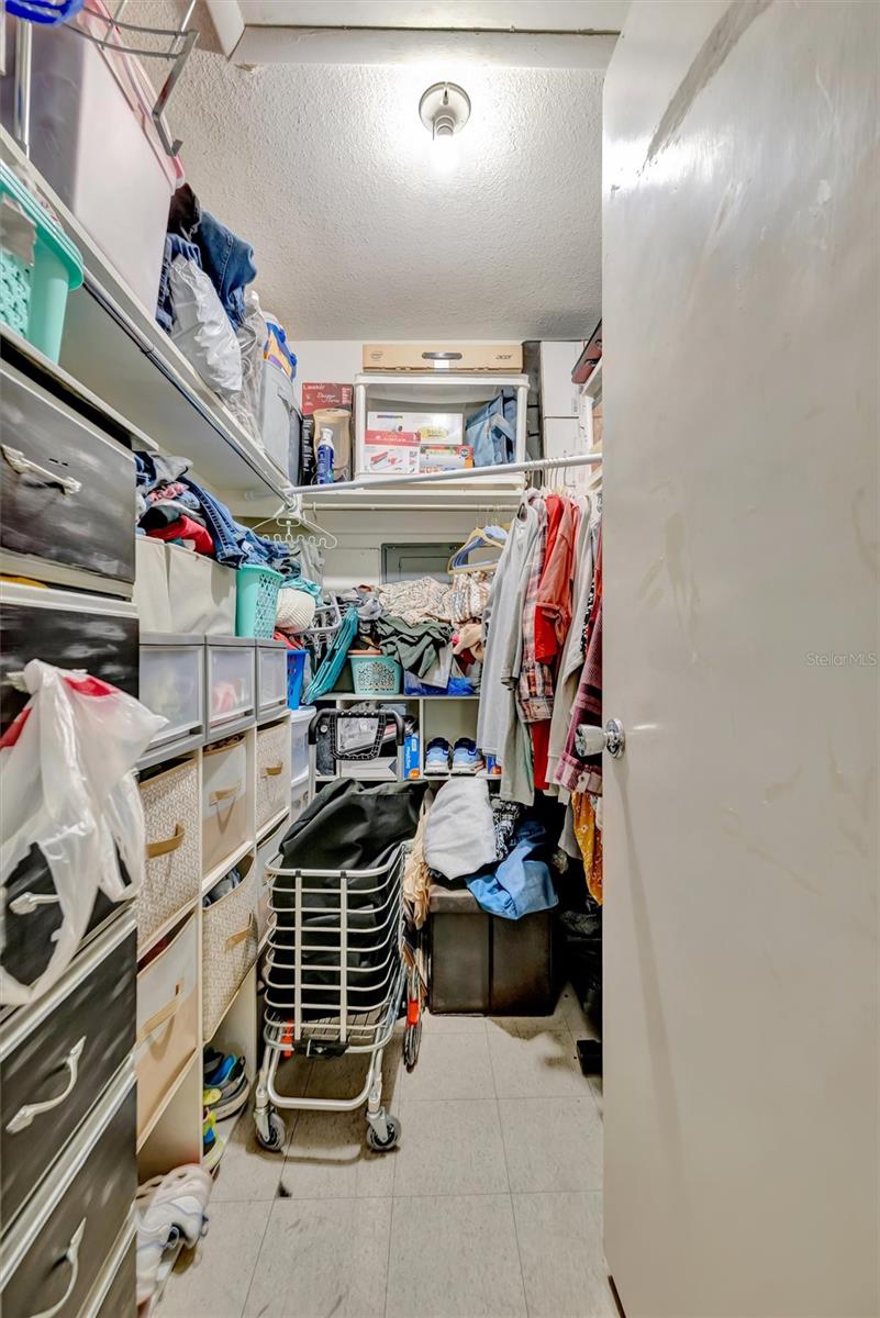 TB8460284 Property Photo