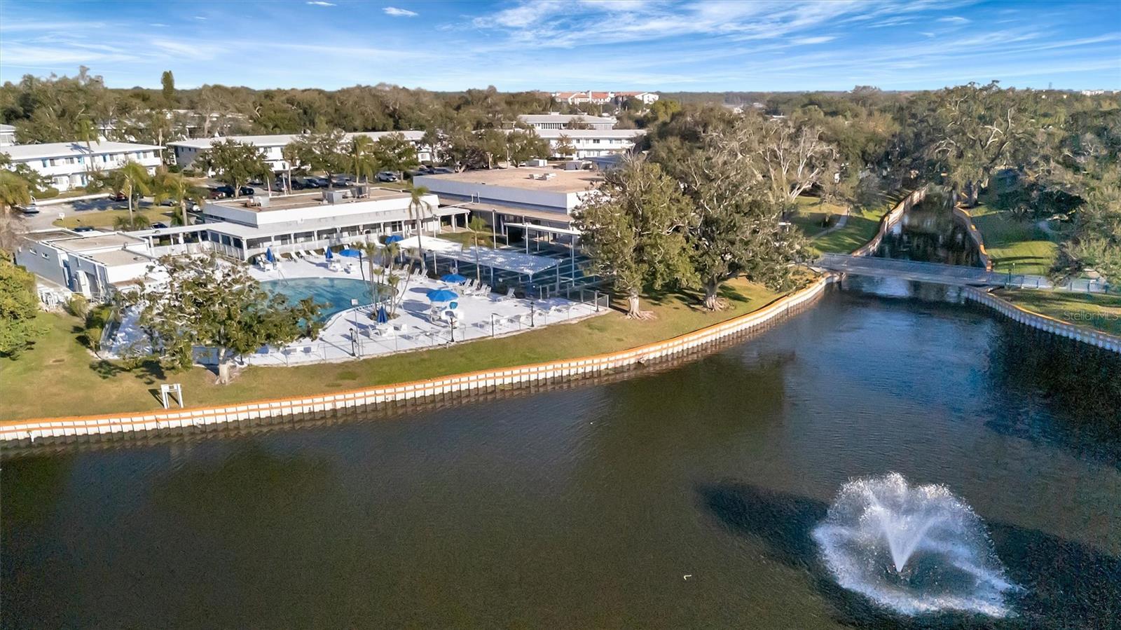 TB8460284 Property Photo