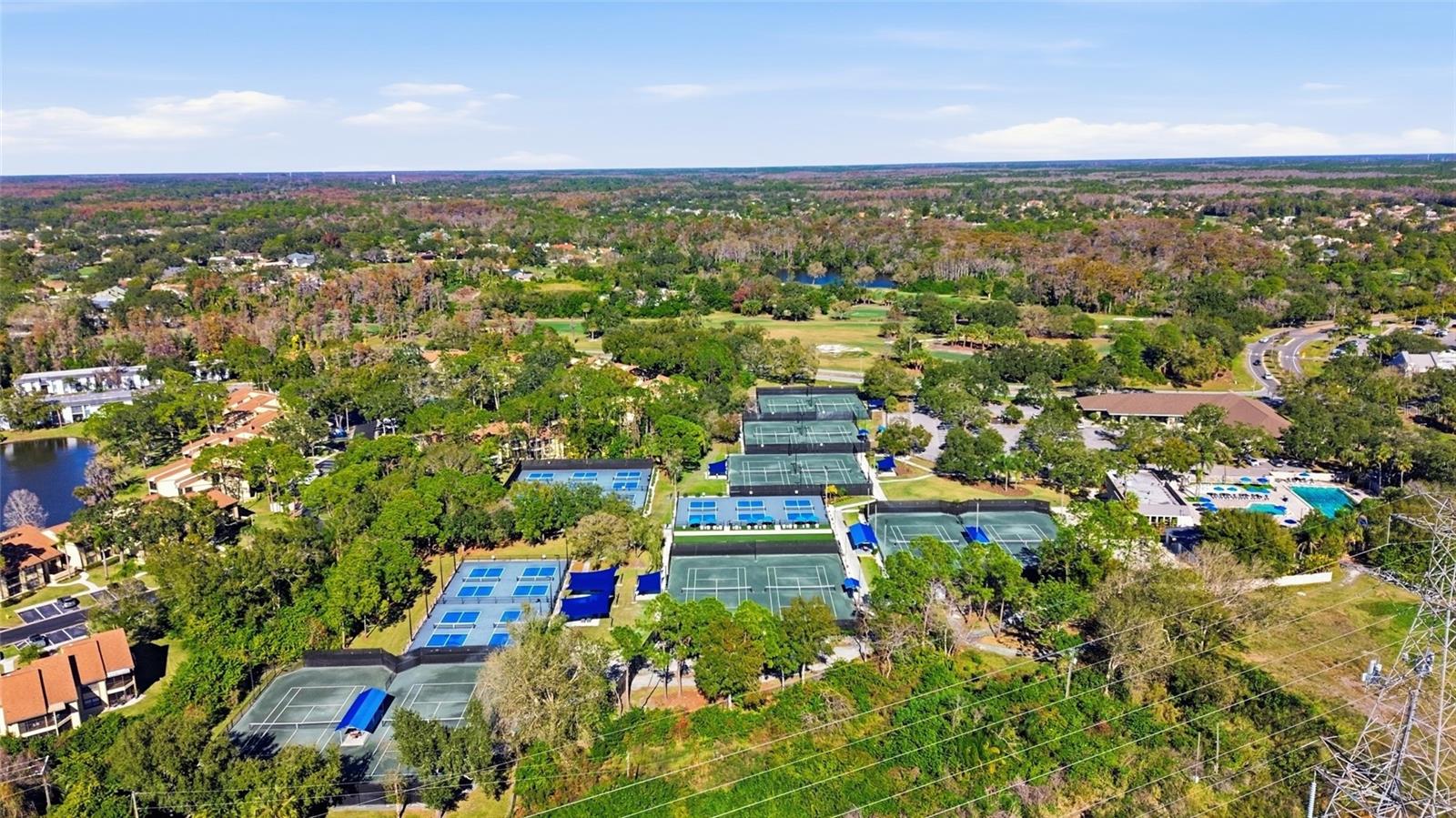 Country Club Tennis/Pickleball Courts