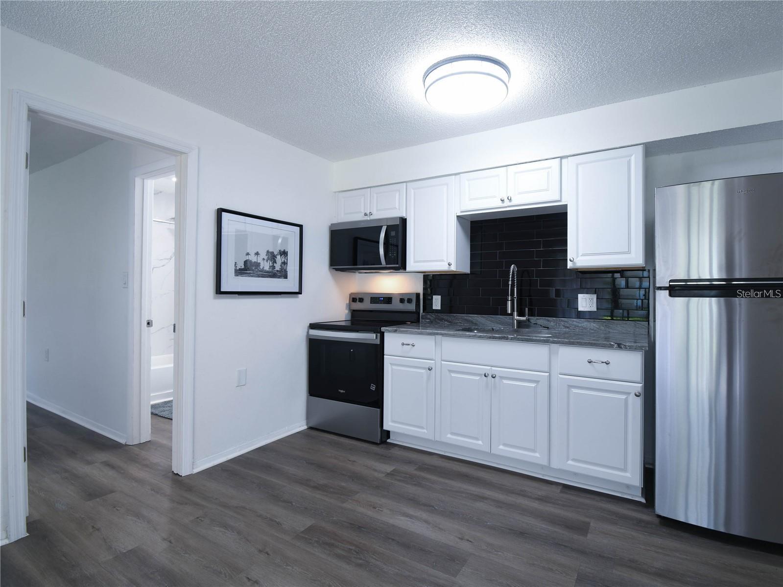 TB8460293 Property Photo