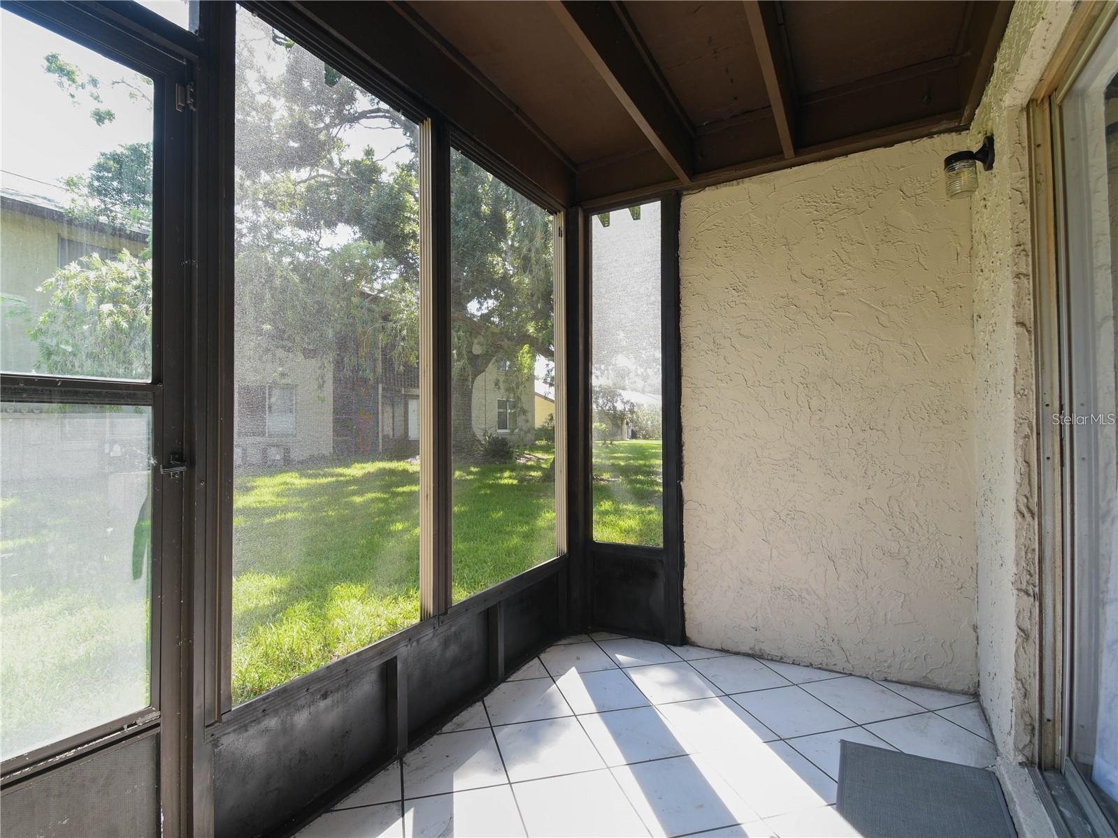 TB8460293 Property Photo