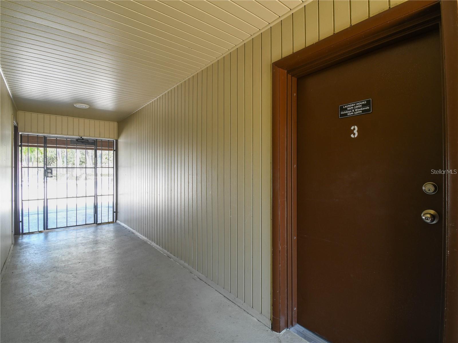 TB8460293 Property Photo