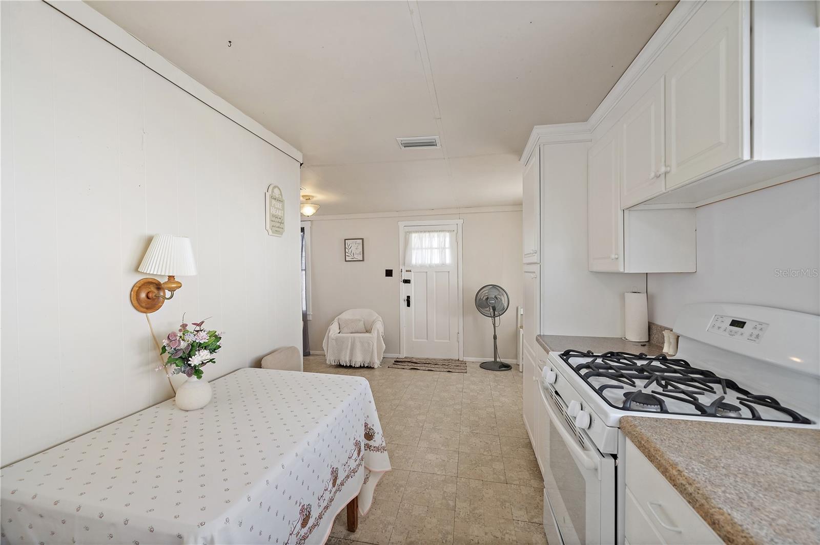 A4676685 Property Photo