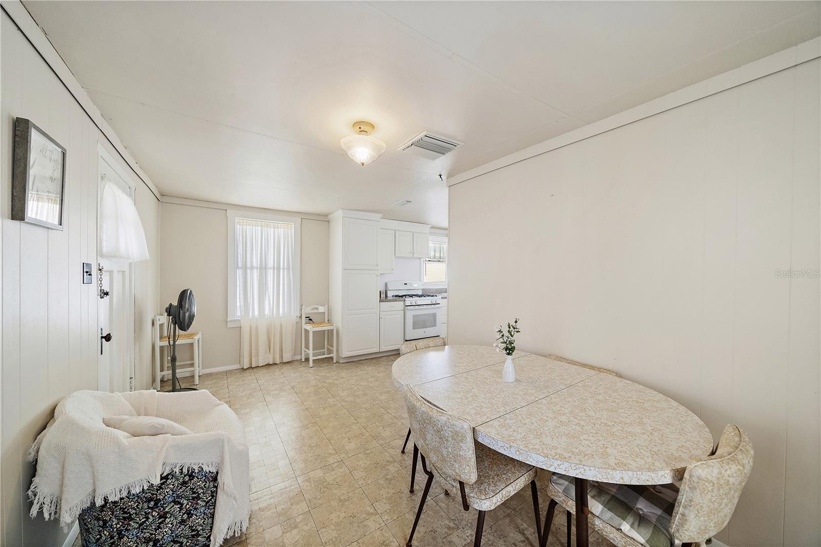 A4676685 Property Photo