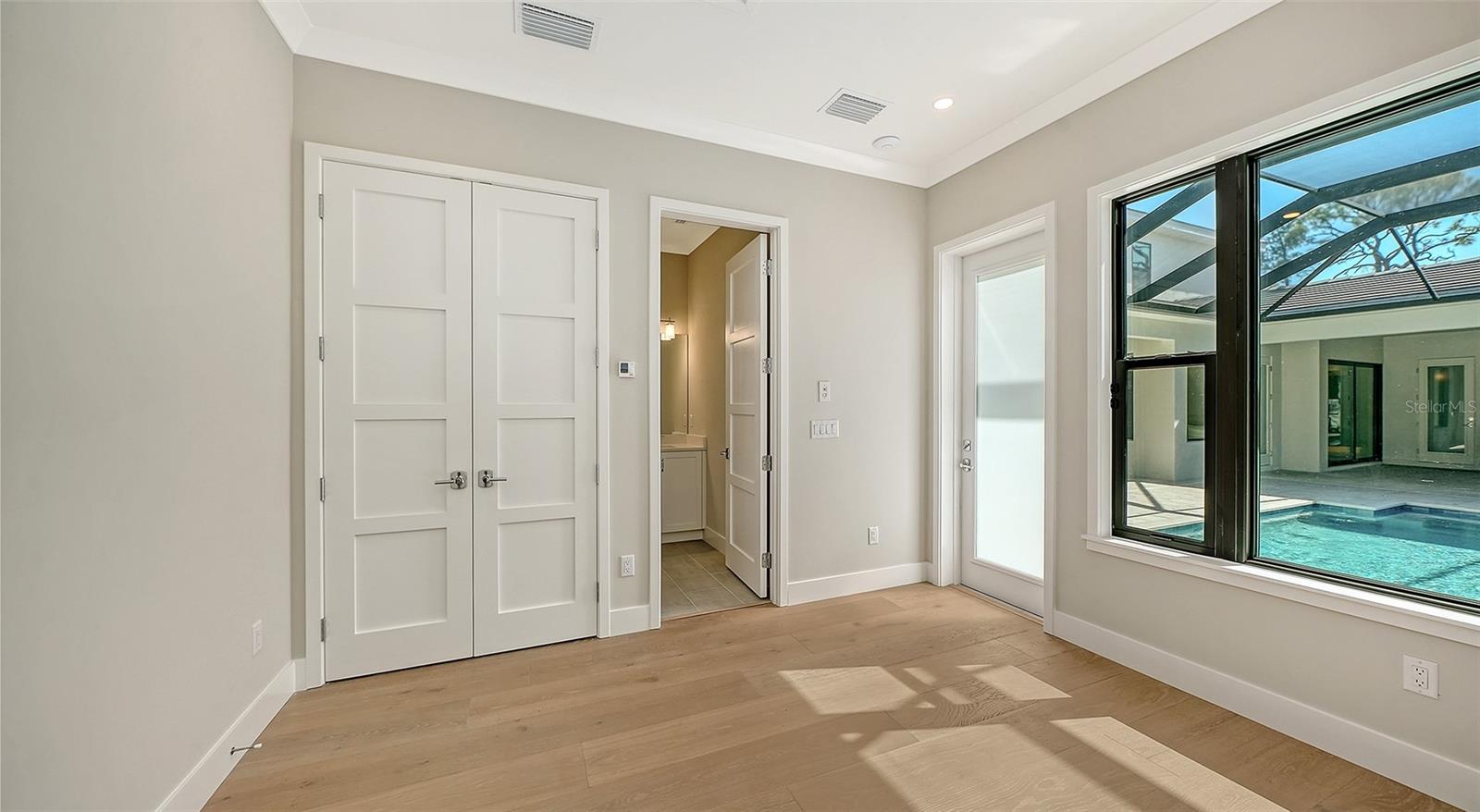 A4676686 Property Photo