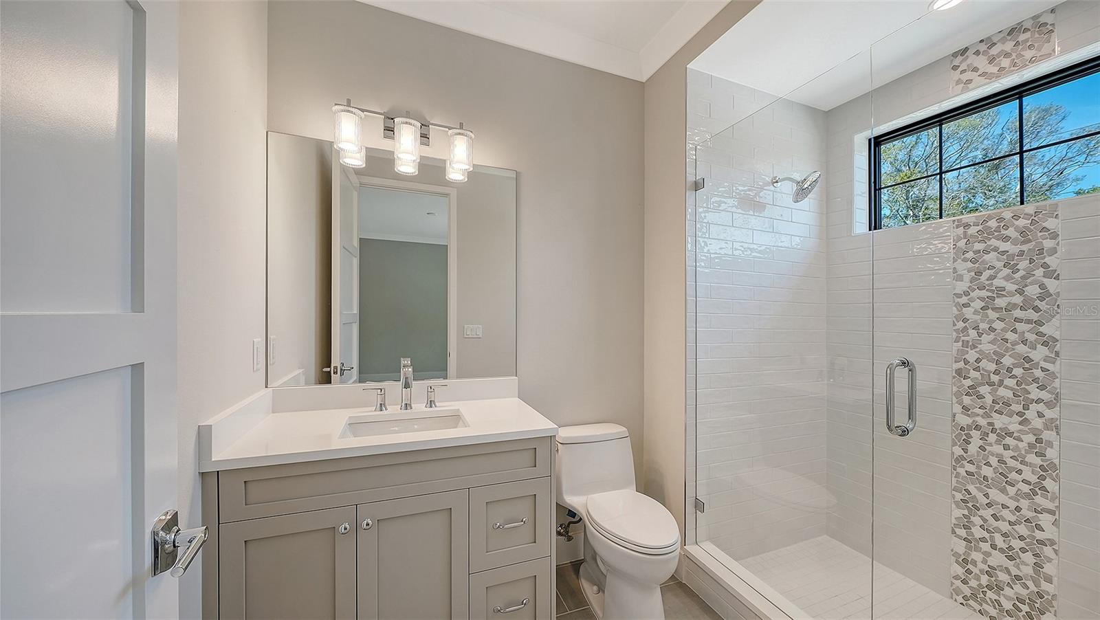 A4676686 Property Photo