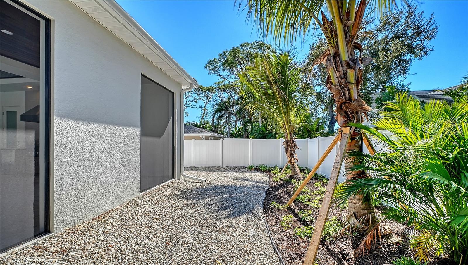 A4676686 Property Photo