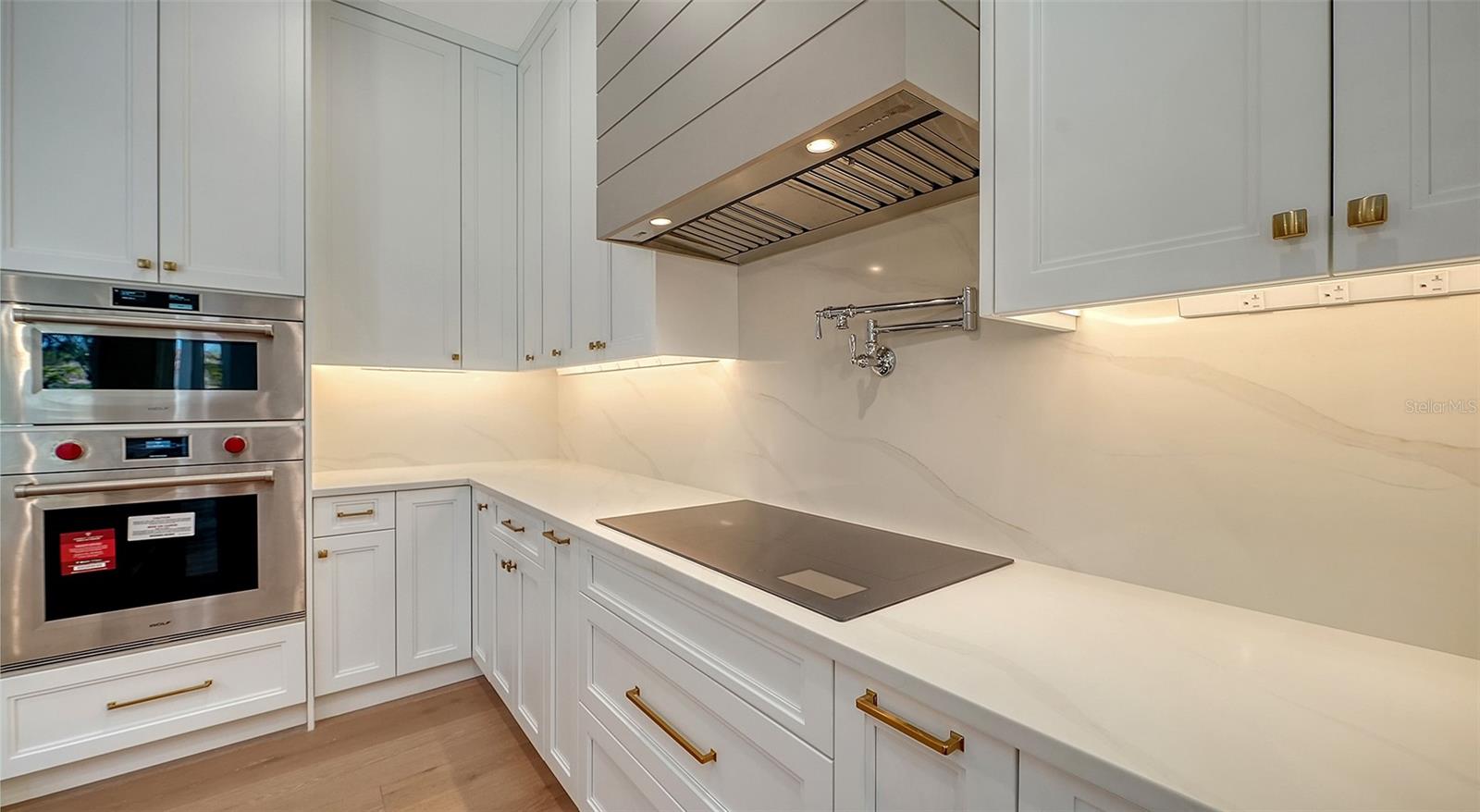 A4676686 Property Photo